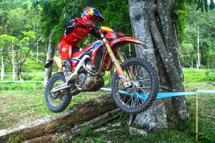 Honda Racing inicia Brasileiro de Enduro FIM 2020 com vitórias