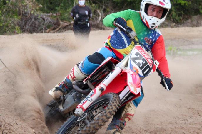 Motocross retorna no país com evento-teste de inauguração da pista em Aquiraz (CE)