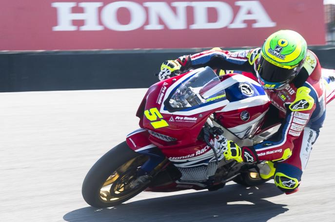 Eric Granado abre o SuperBike Brasil 2020 com vitória em Interlagos