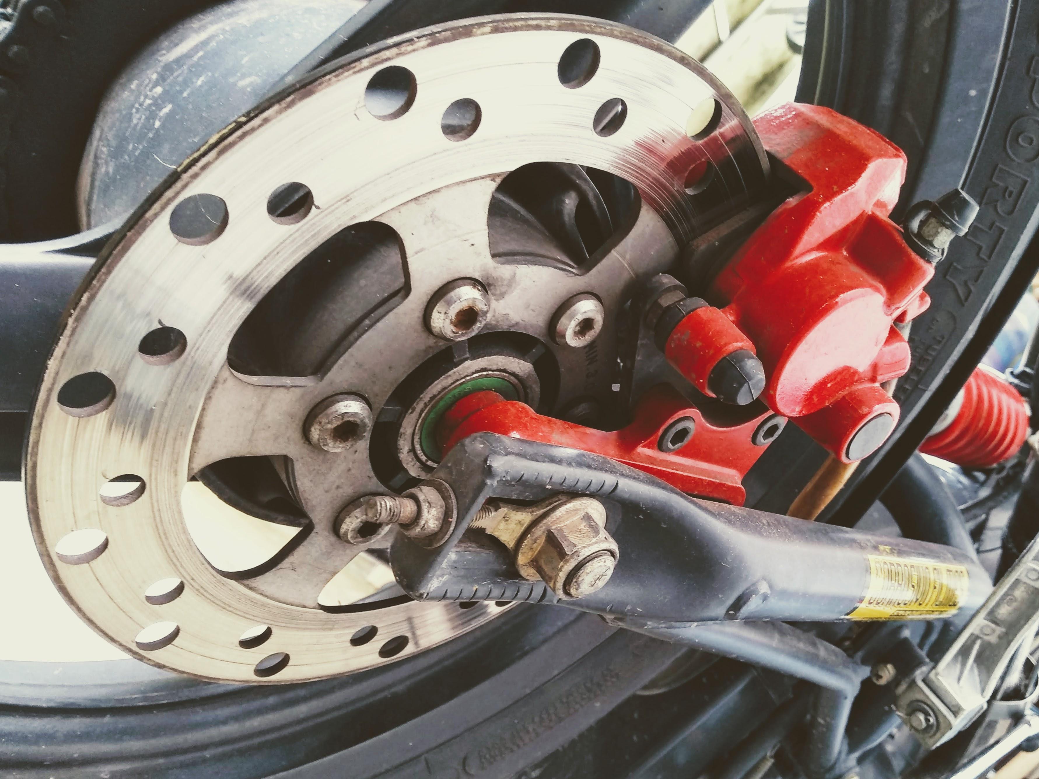 Produção de motocicletas cai 98% em abril no Brasil