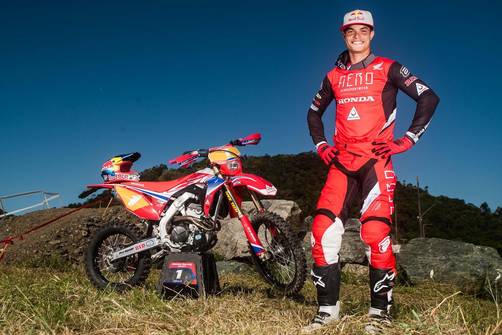 Bruno Crivilin treina na Itália visando à estreia no Mundial de Enduro FIM 2020