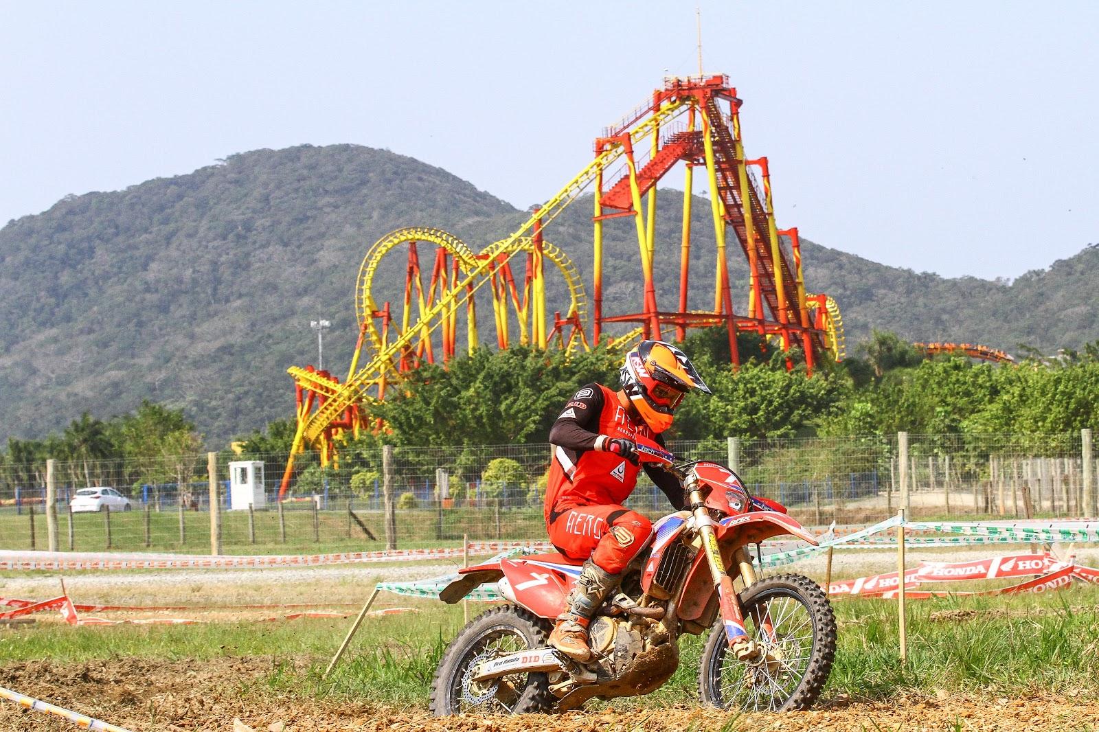Gabriel Soares vence 2ª etapa do Brasileiro de Enduro FIM, em Penha/SC