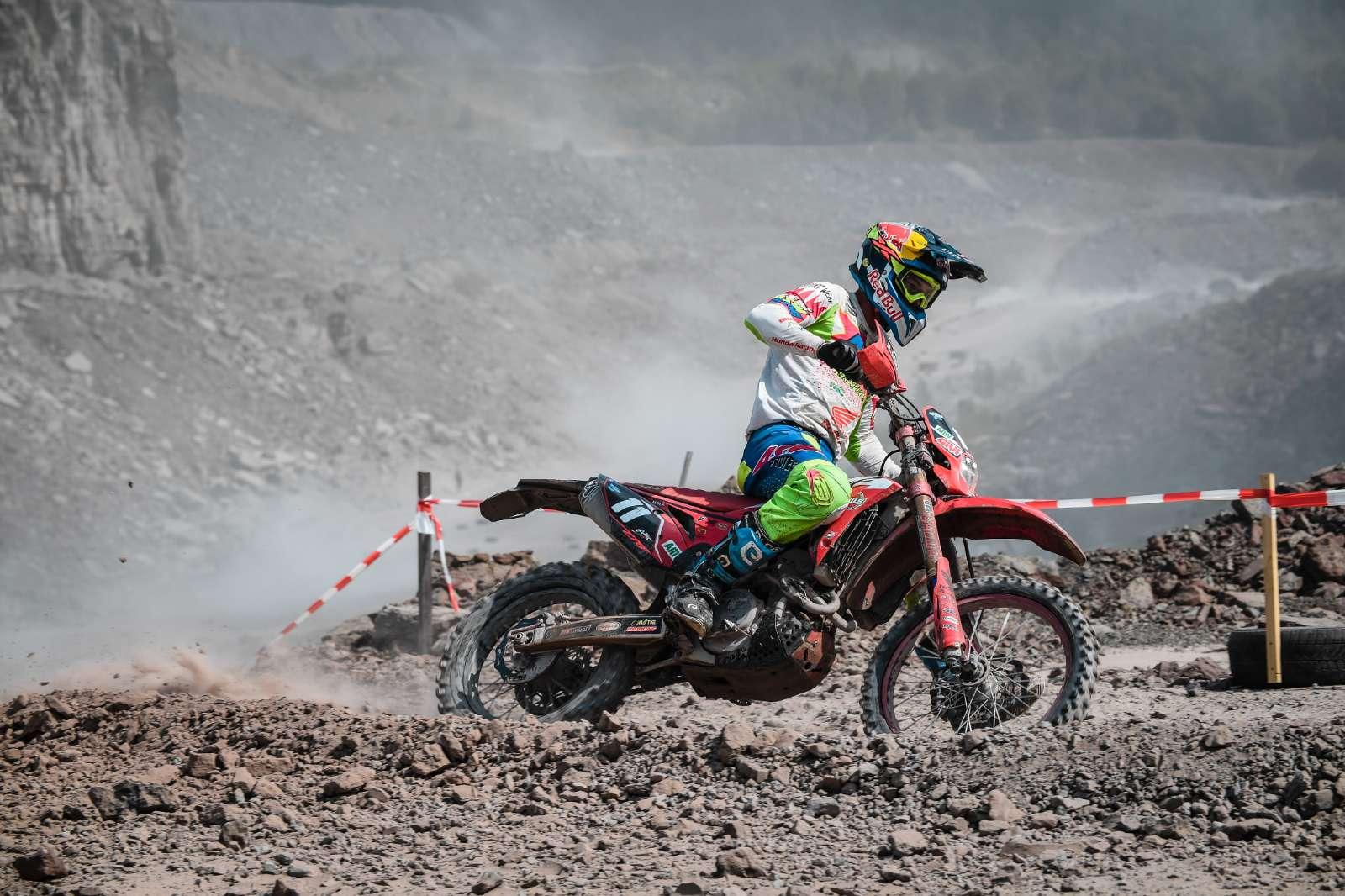 Bruno Crivilin completa etapa da Suécia no Mundial de Enduro