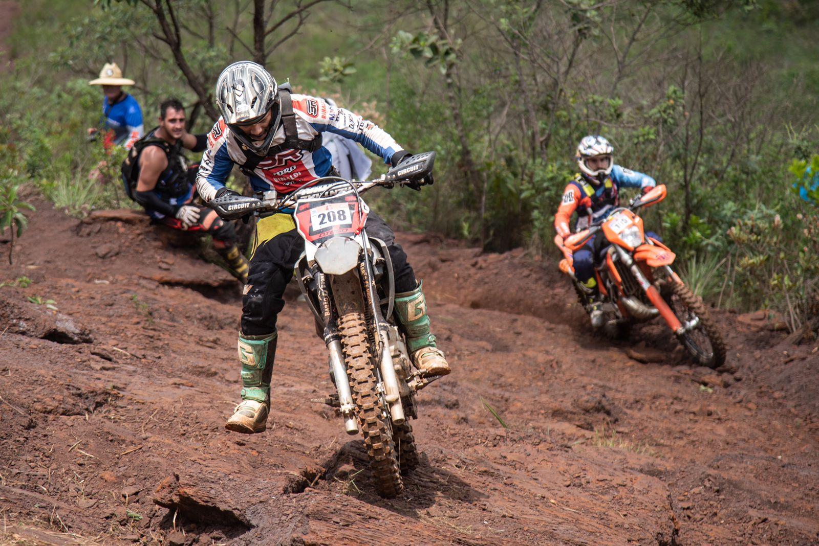 HEBS e BITES Mitas declaram seus campeões de 2021