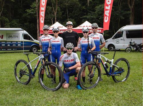 Caloi apresenta equipe Henrique Avancini Racing 2022